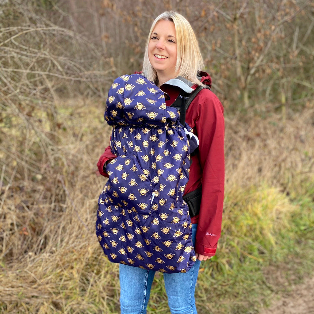 BundleBean Babywearing fleece-lined and waterproof cover in gold bee design