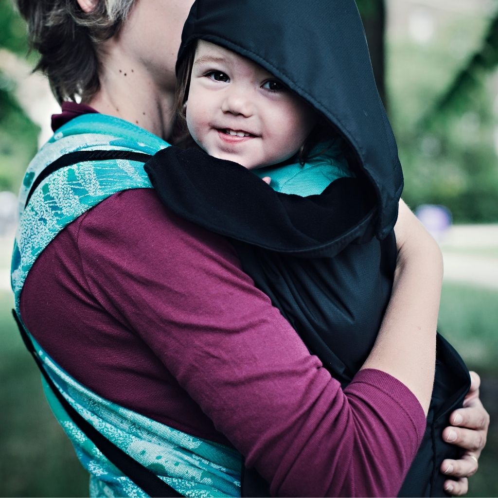 BundleBean Babywearing fleece-lined and waterproof cover with hood in black